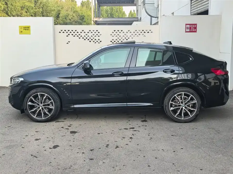 BMW X4 xDrive 30i M Sport Package 2025
