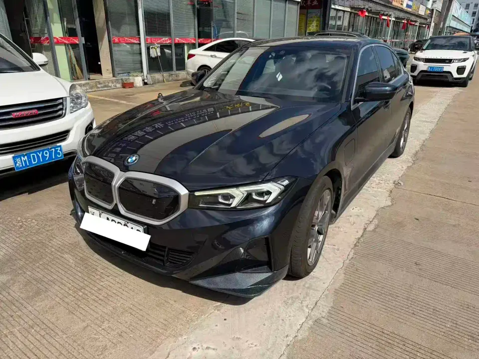BMW i3 eDrive 35 L 2023