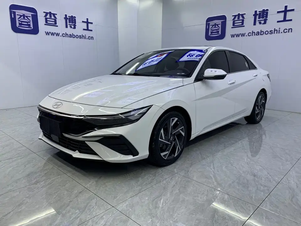 Hyundai Elantra Model 1.5L CVT LUX Premium Edition 2024