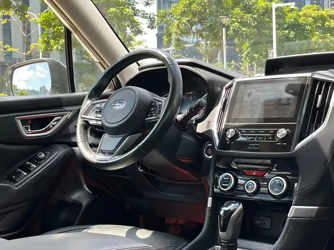 Subaru Forester 2.0i Luxury Edition 2022 — фото 12