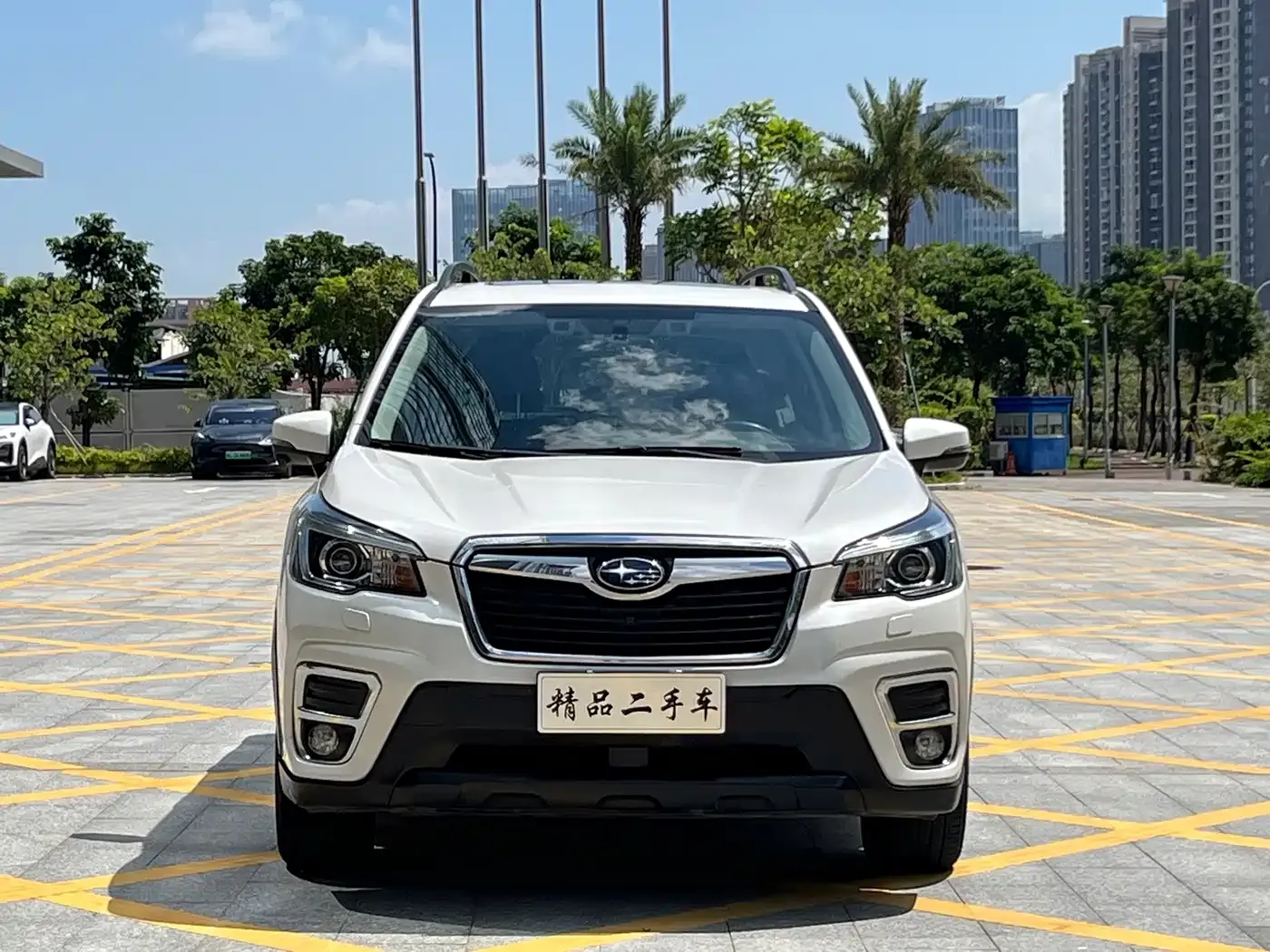 Subaru Forester 2.0i Luxury Edition 2022 — фото 2