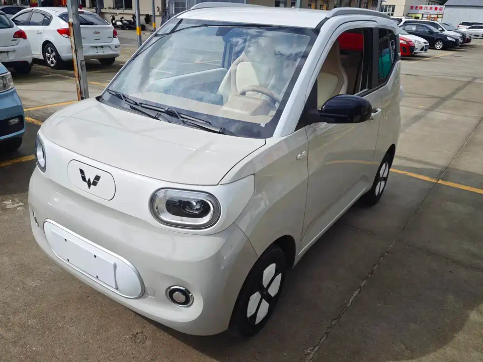 Wuling Motors Hongguang MINIEV 3rd Gen 215km Advanced 2024