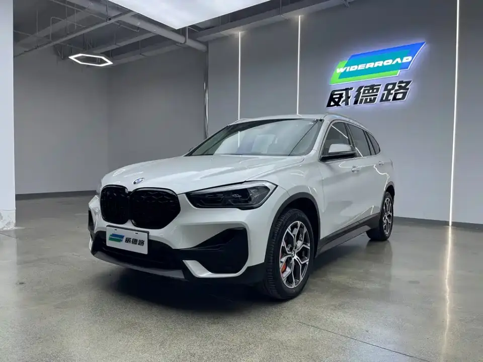 BMW X1 sDrive25Li Leading 2022