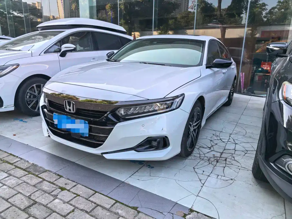 Honda Accord 260TURBO Phantom Night Premium 2023
