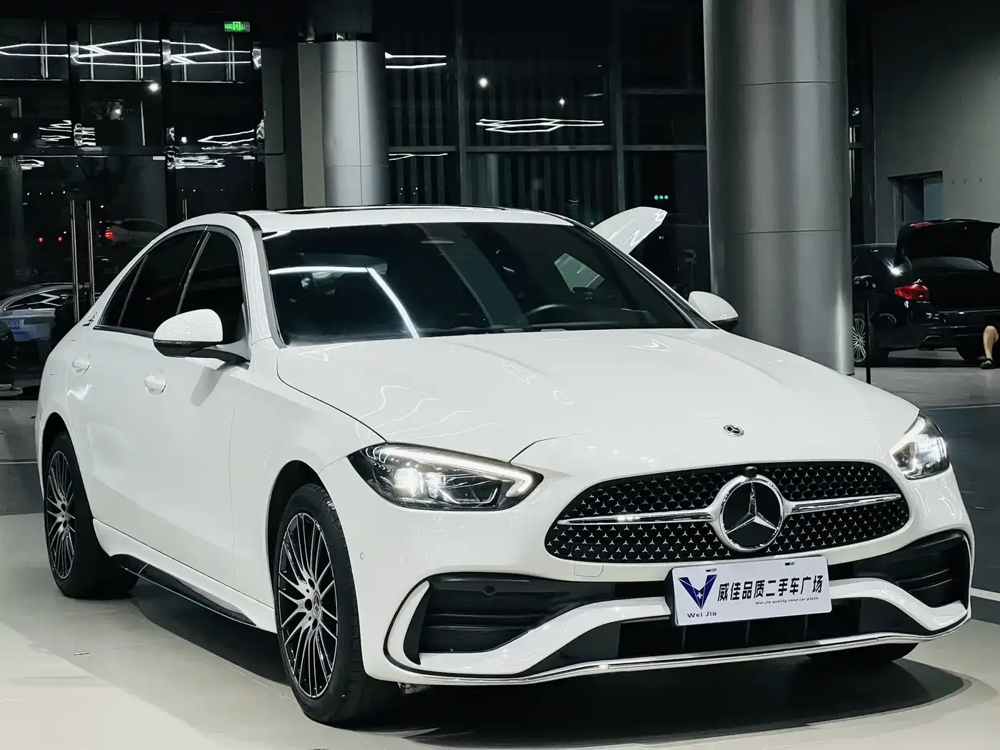 Mercedes-Benz C-Class Facelift C 200 L Sport Edition 2023 — фото 3