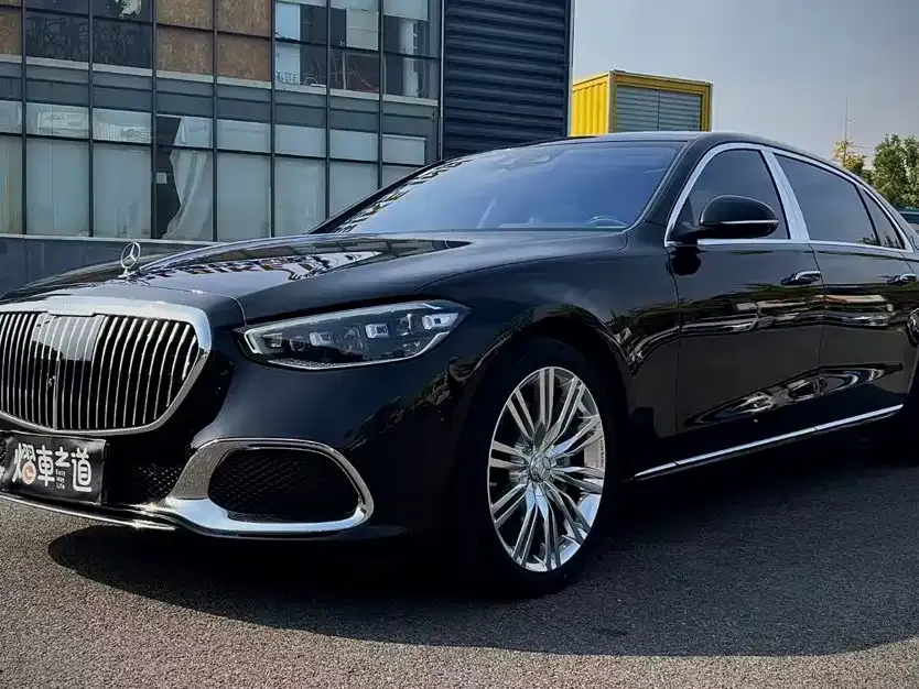Mercedes-Benz Maybach S-Class S 580 4MATIC 2022 — фото 2
