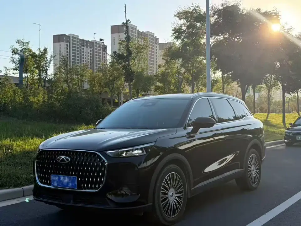 Chery Tiggo 8L 2.0T 2WD Luxury Edition 7-Seater 2024
