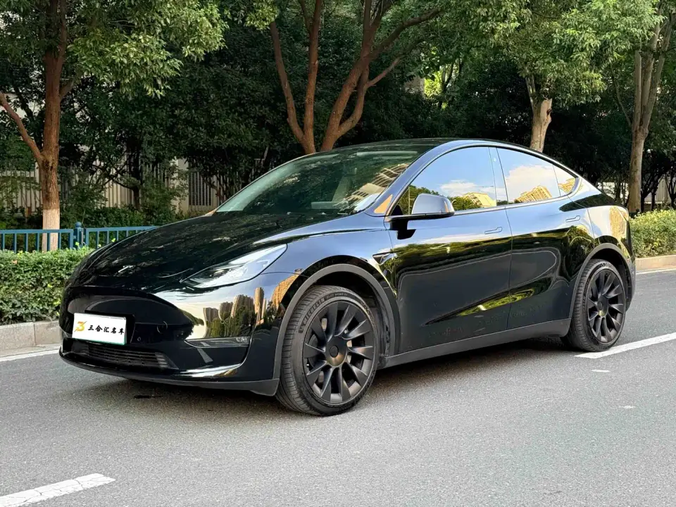 Tesla Model Y Facelift Long Range All-Wheel Drive Version 2023