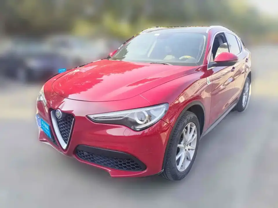 Alfa Romeo Stelvio 2.0T 200HP Luxury Edition 2019