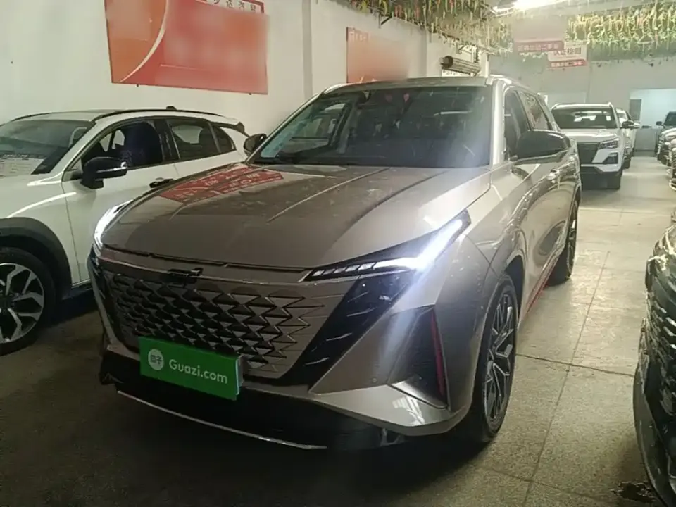 Changan Oshan Z6 Blue Whale 1.5T DCT Intelligent Leader 2022