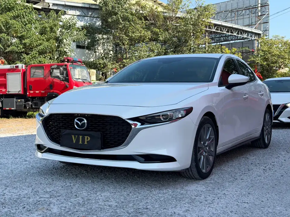 Mazda Mazda3 Axela 2.0L Automatic Quality Elegance 2022