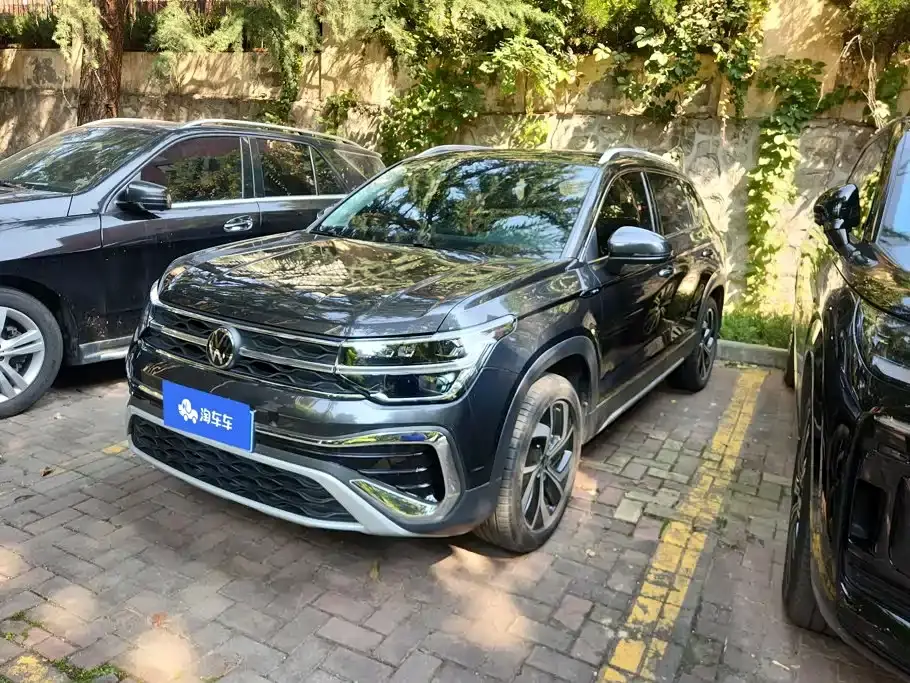 Volkswagen Tharu 300TSI 2WD Full Moon Edition 2023