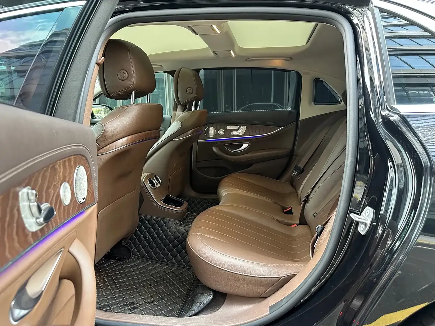 Mercedes-Benz E-Class E 300 L Luxury 2022 — фото 8