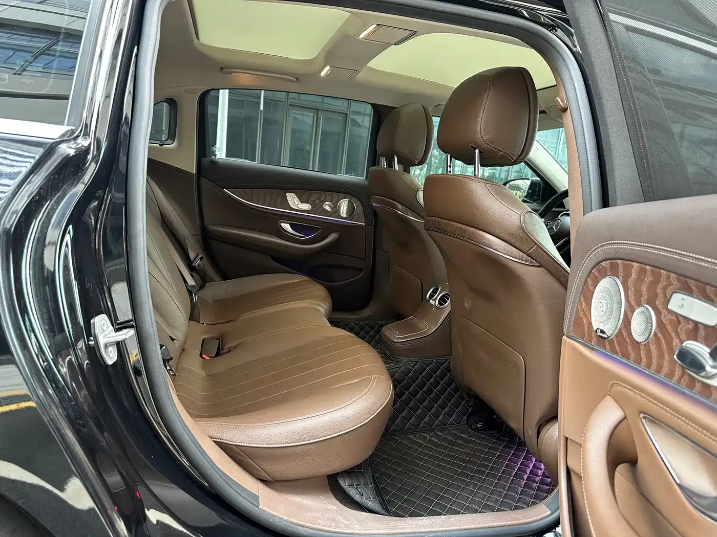 Mercedes-Benz E-Class E 300 L Luxury 2022 — фото 10