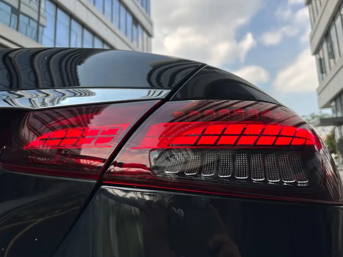 Mercedes-Benz E-Class E 300 L Luxury 2022 — фото 13