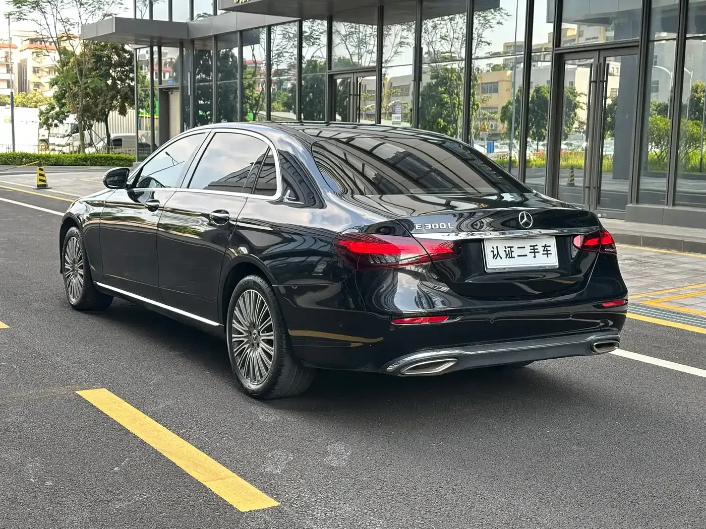 Mercedes-Benz E-Class E 300 L Luxury 2022 — фото 6