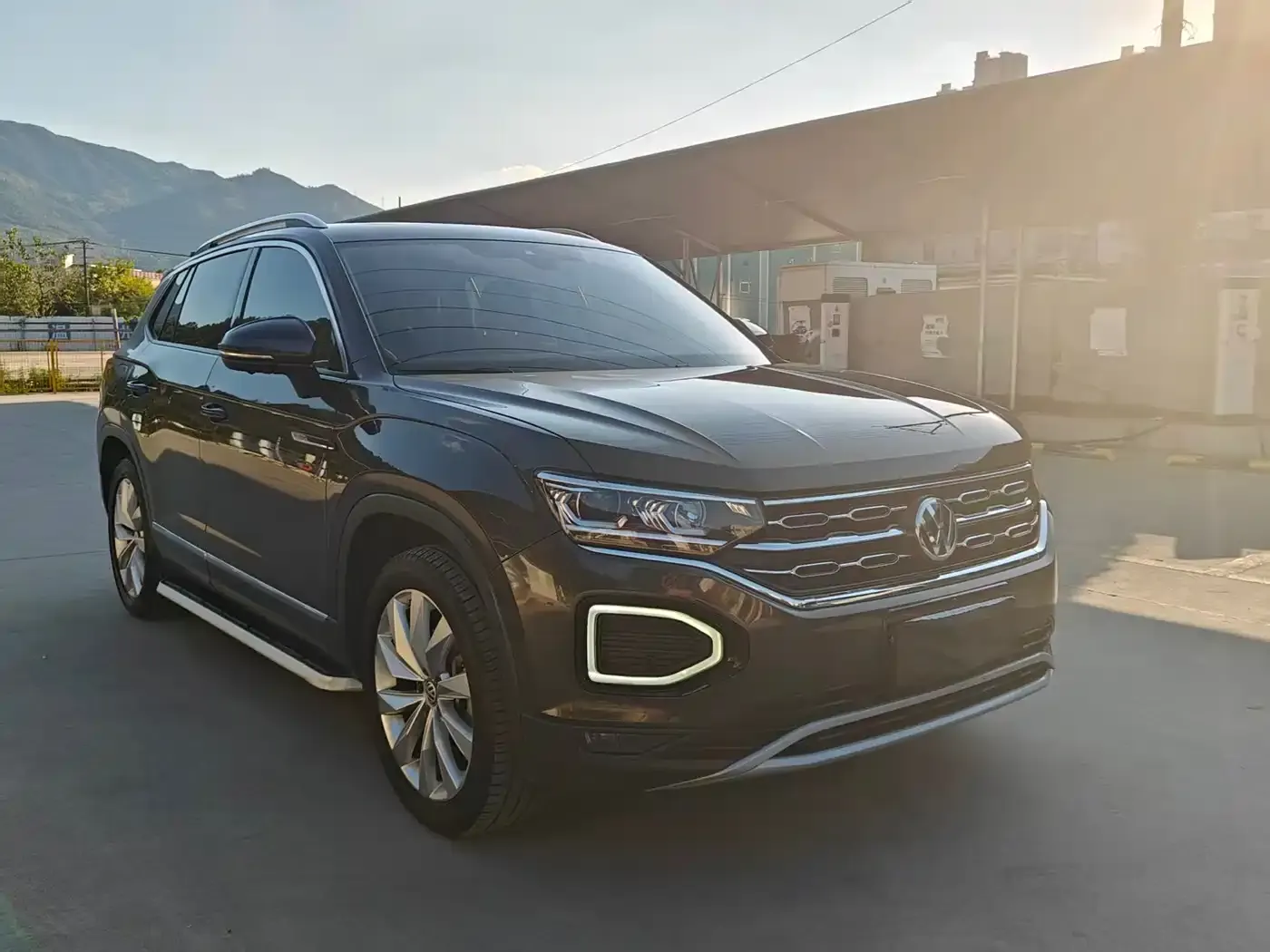 Volkswagen Tayron 380TSI 4WD R-Line Smart Connect 2021 — фото 3