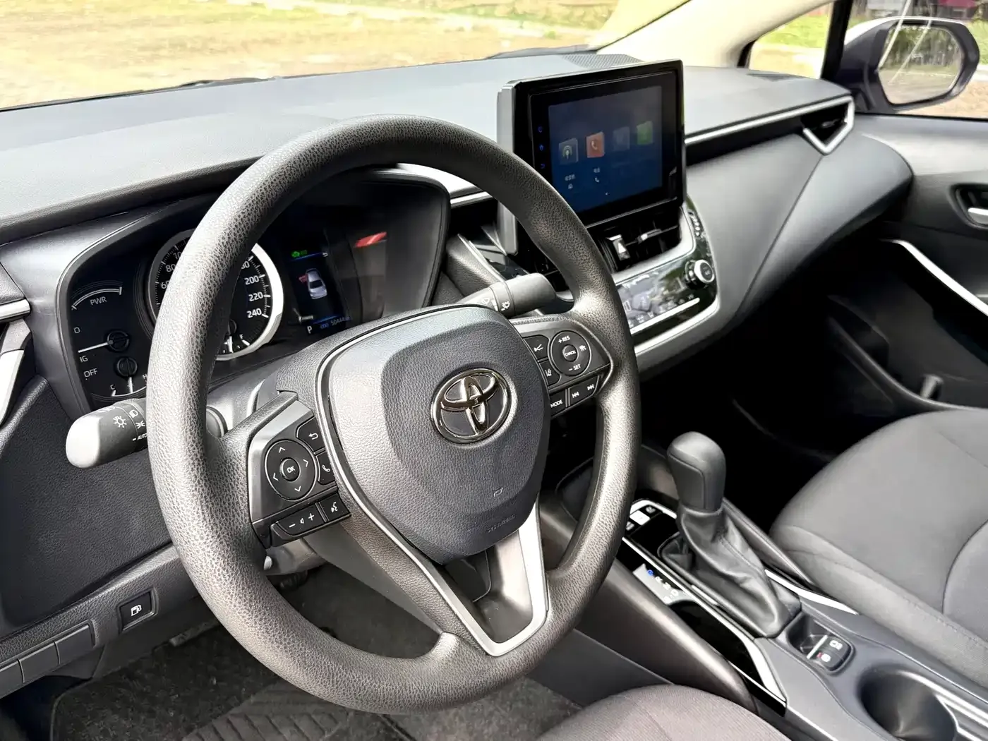 Toyota Corolla Hybrid 1.8L E-CVT Pioneer Edition 2022 — фото 10