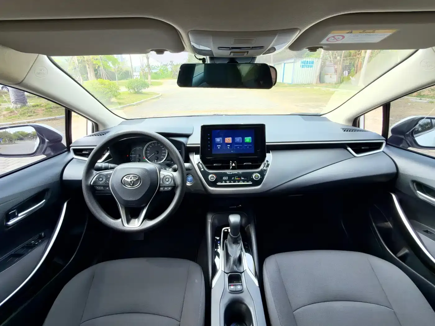 Toyota Corolla Hybrid 1.8L E-CVT Pioneer Edition 2022 — фото 14
