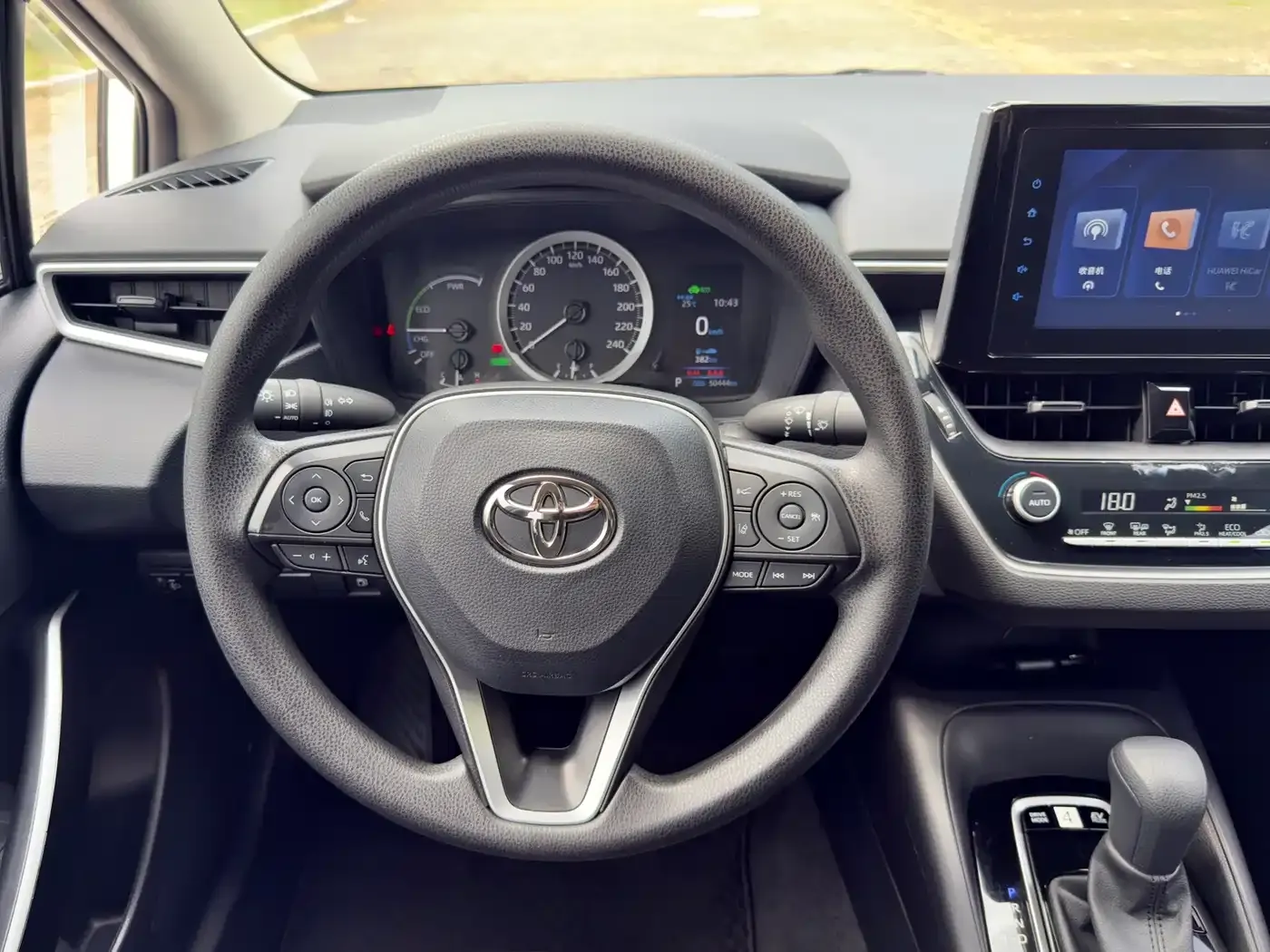 Toyota Corolla Hybrid 1.8L E-CVT Pioneer Edition 2022 — фото 16