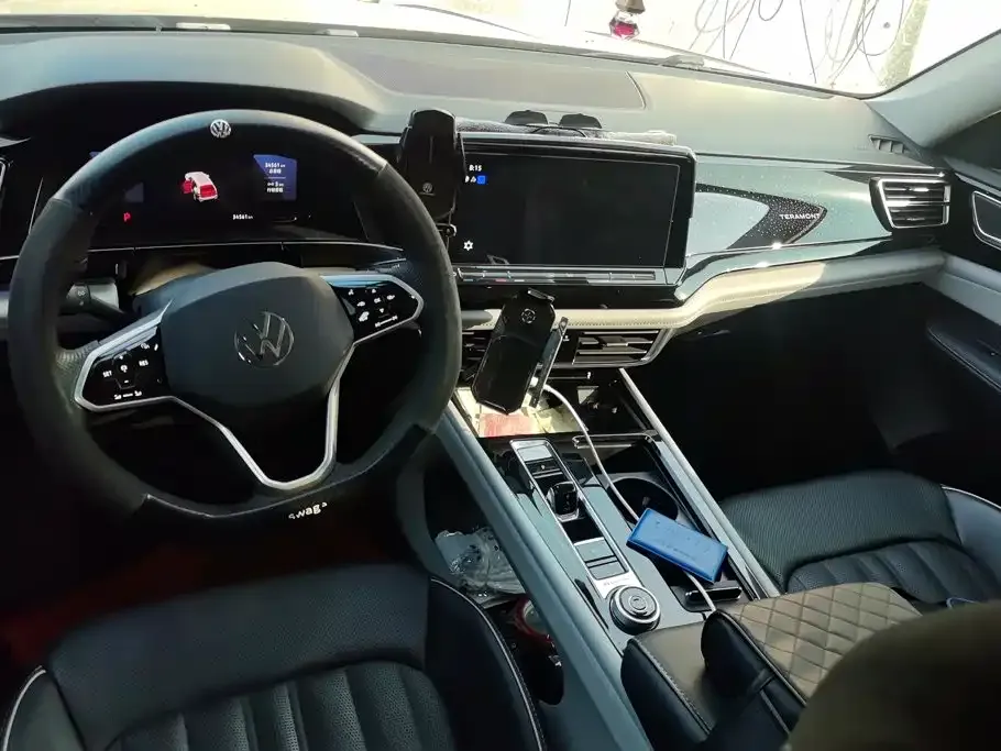 Volkswagen Teramont 380TSI 4MOTION Premium Luxury 2022 — фото 12