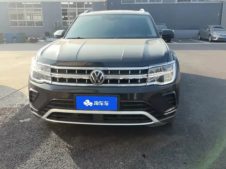 Volkswagen Teramont 380TSI 4MOTION Premium Luxury 2022 — фото 2