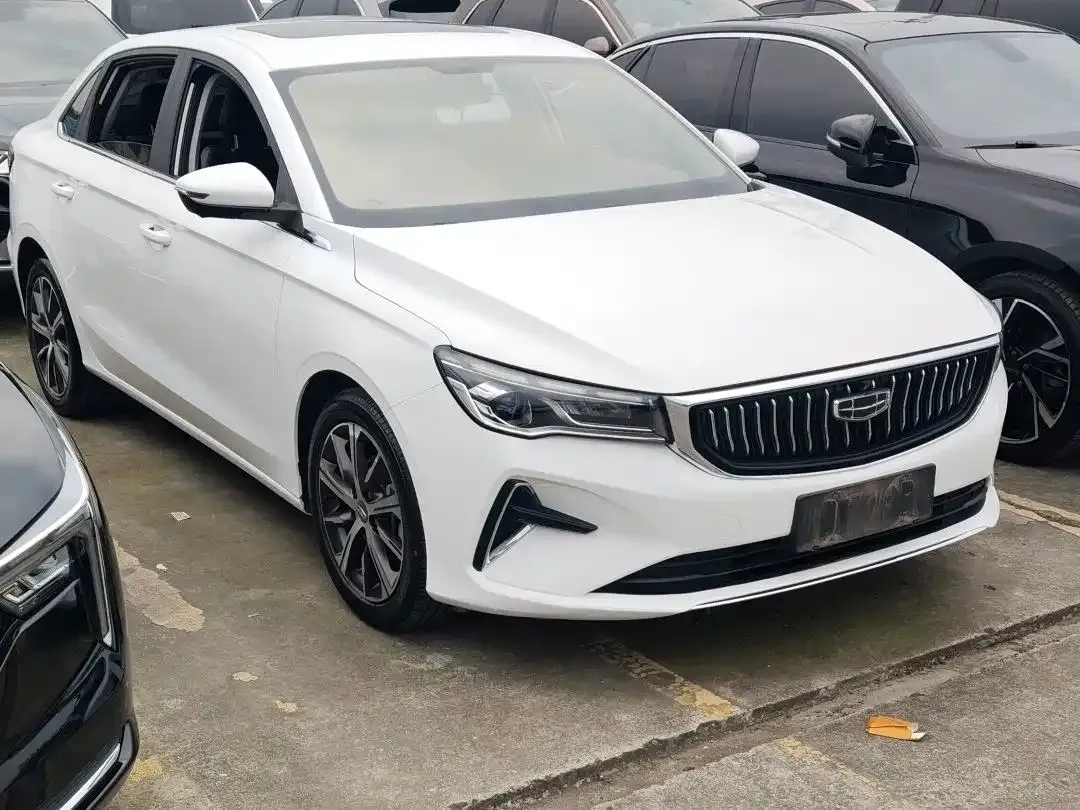 Geely Emgrand 4th Generation 1.5L CVT Luxury 2022 — фото 3