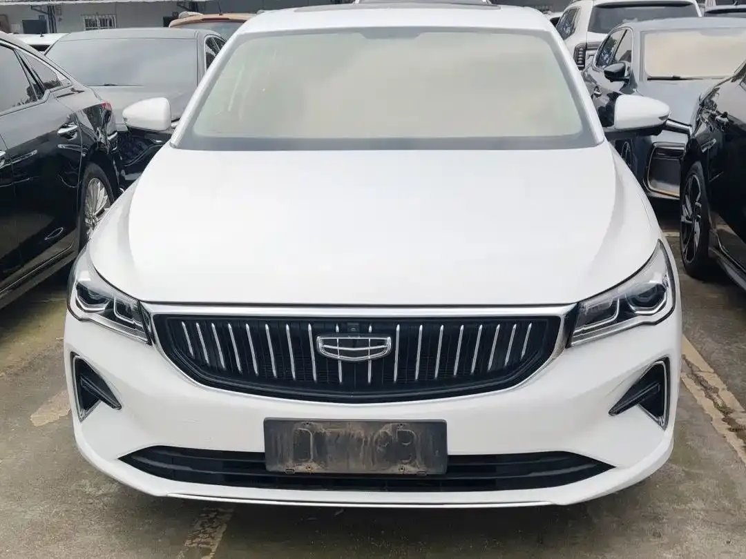 Geely Emgrand 4th Generation 1.5L CVT Luxury 2022 — фото 2