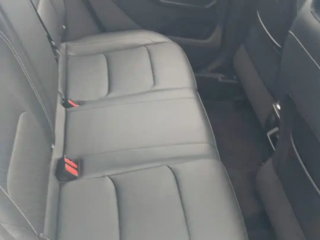 Geely Emgrand 4th Generation 1.5L CVT Luxury 2022 — фото 6