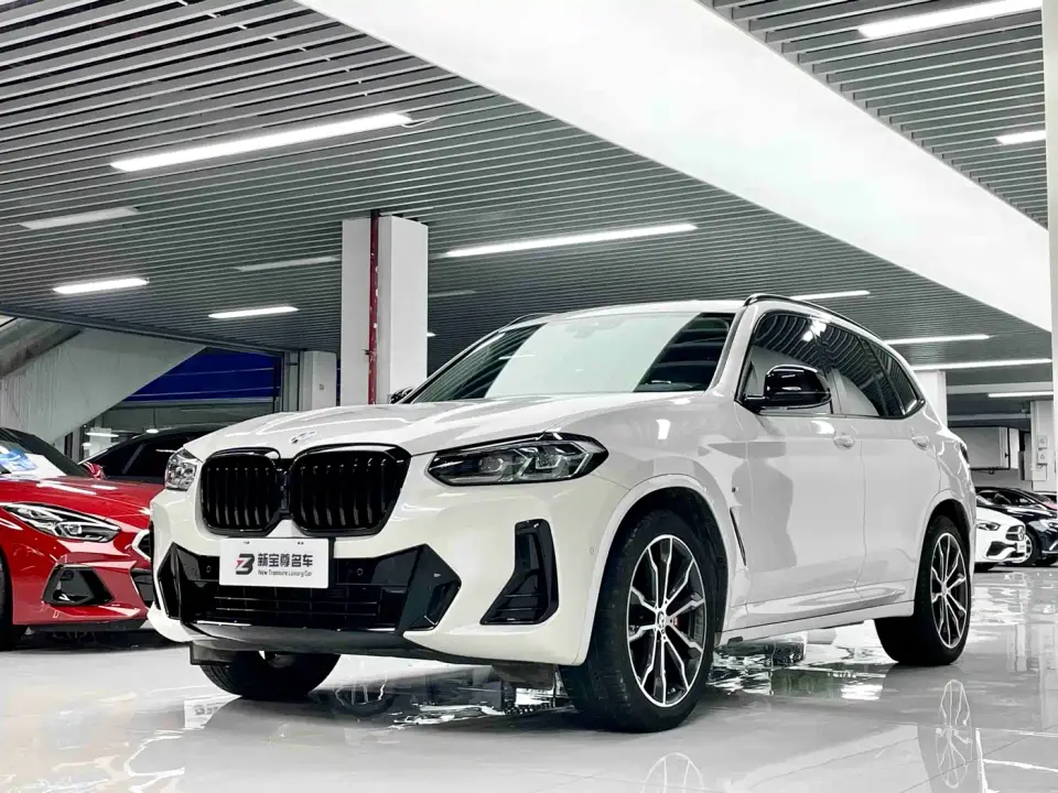 BMW X3 xDrive30i Leading M Night Package 2023