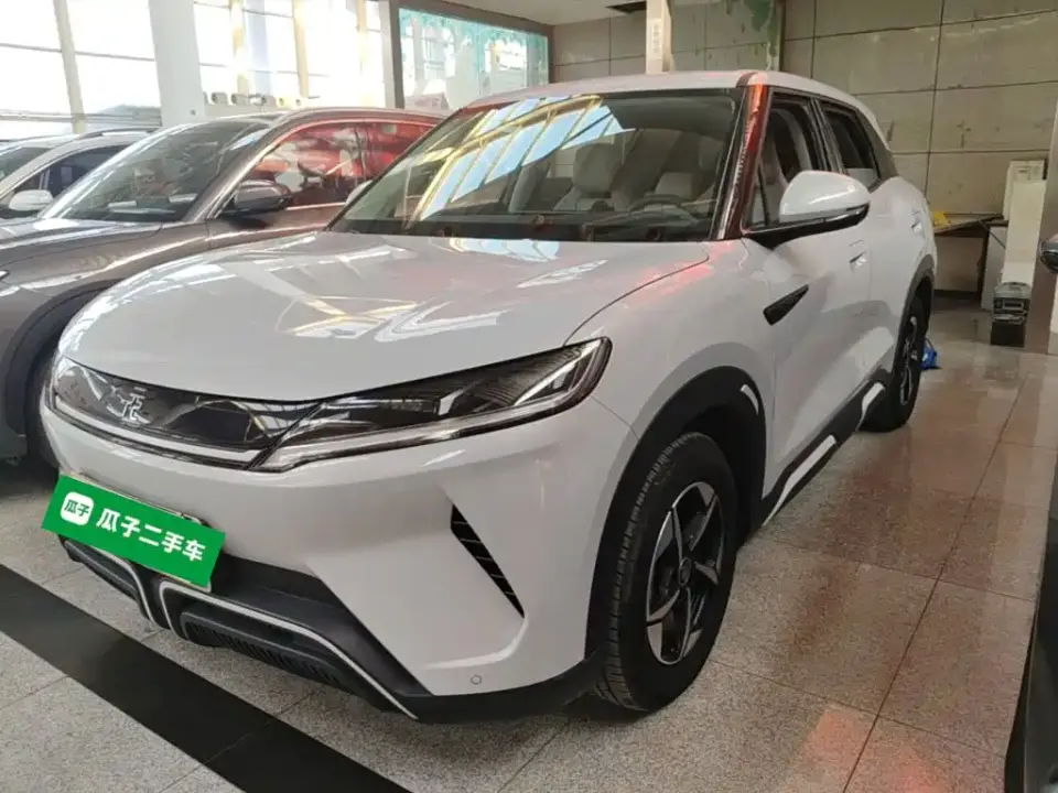 BYD Yuan UP 401KM Leading Edition 2024