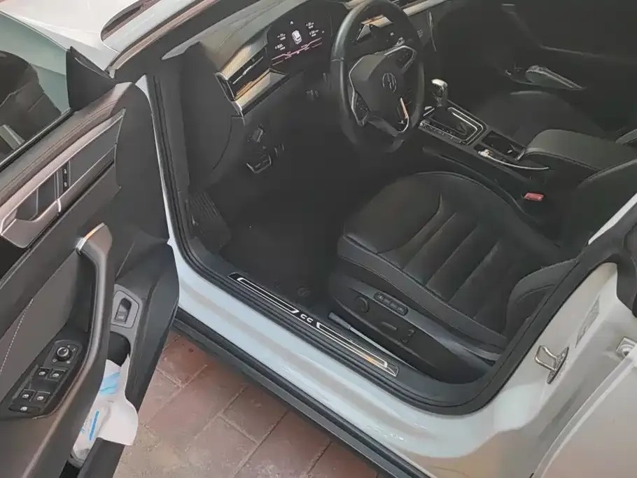 Volkswagen FAW-Volkswagen CC Shooting Brake 380TSI Hunter Heart Edition 2022 — фото 9