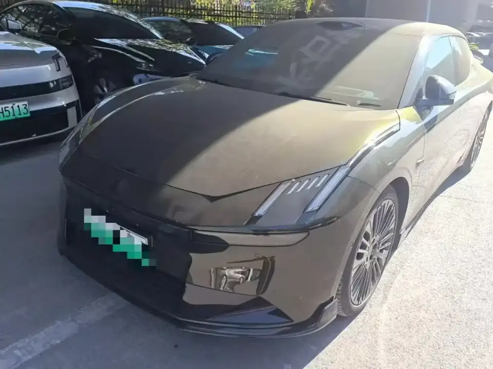 Lynk & Co 10 EM-P Facelift 240 AWD Ultra Sport Edition 2025