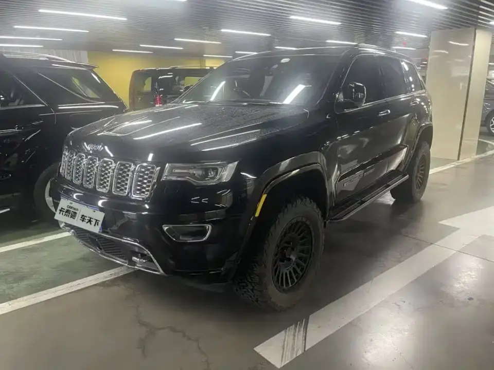 Jeep Grand Cherokee (Import) 3.6L Luxury Navigation Edition 2019