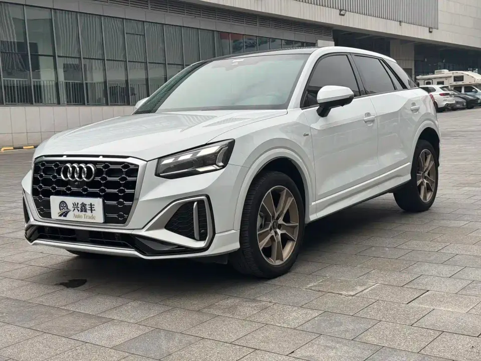 Audi Q2L 35TFSI Fashion Sport 2023