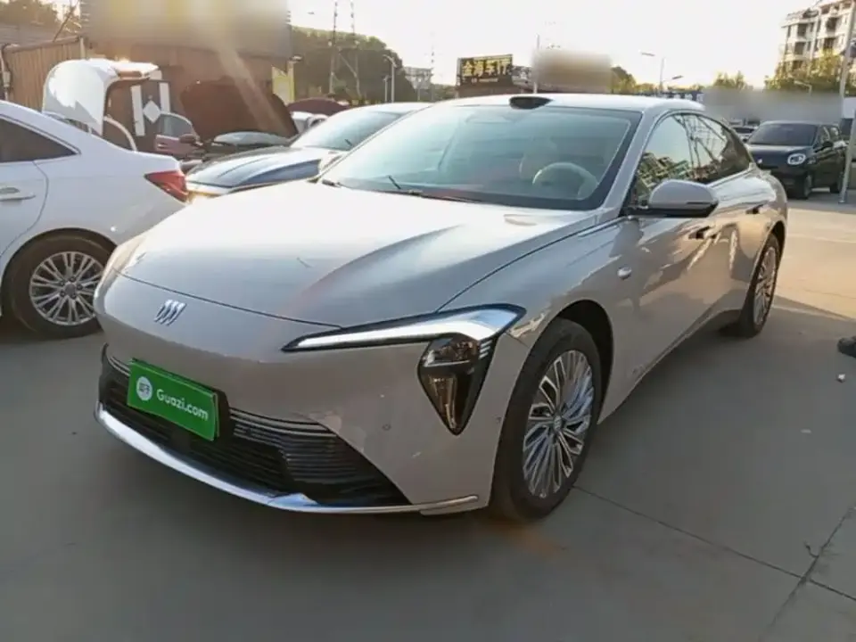 Buick Zenith Sedan Model Base Version 2025