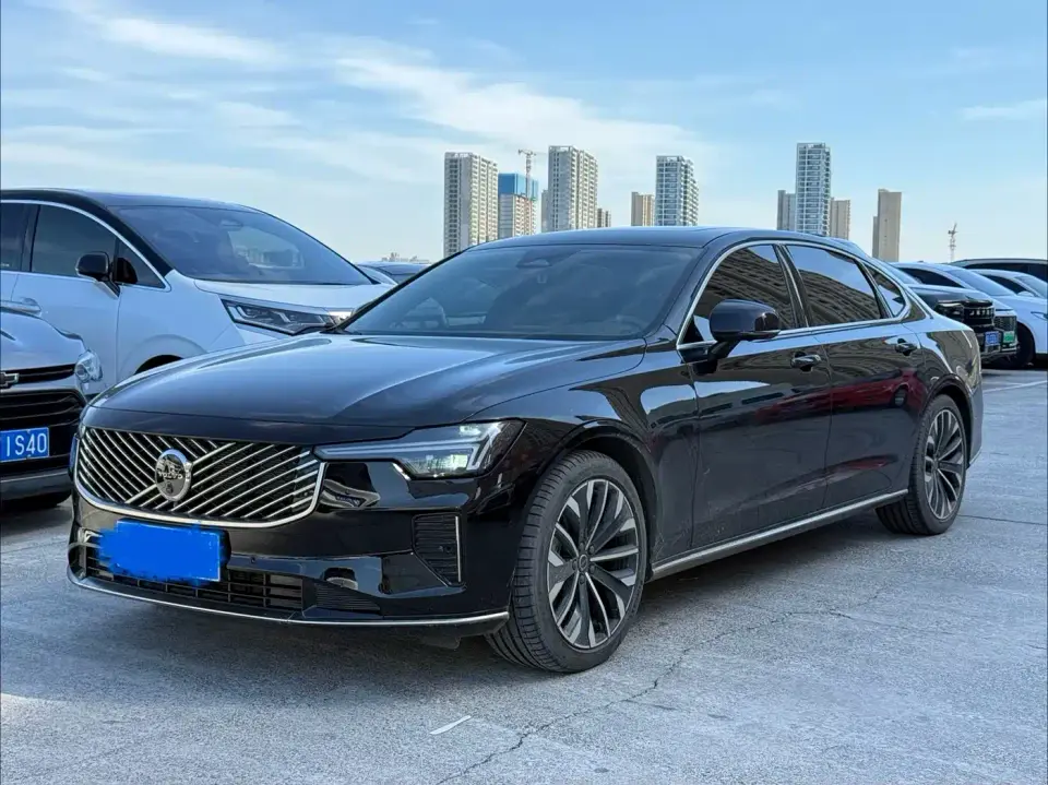 Volvo S90 B5 Zhiyuan Luxury Edition 2026