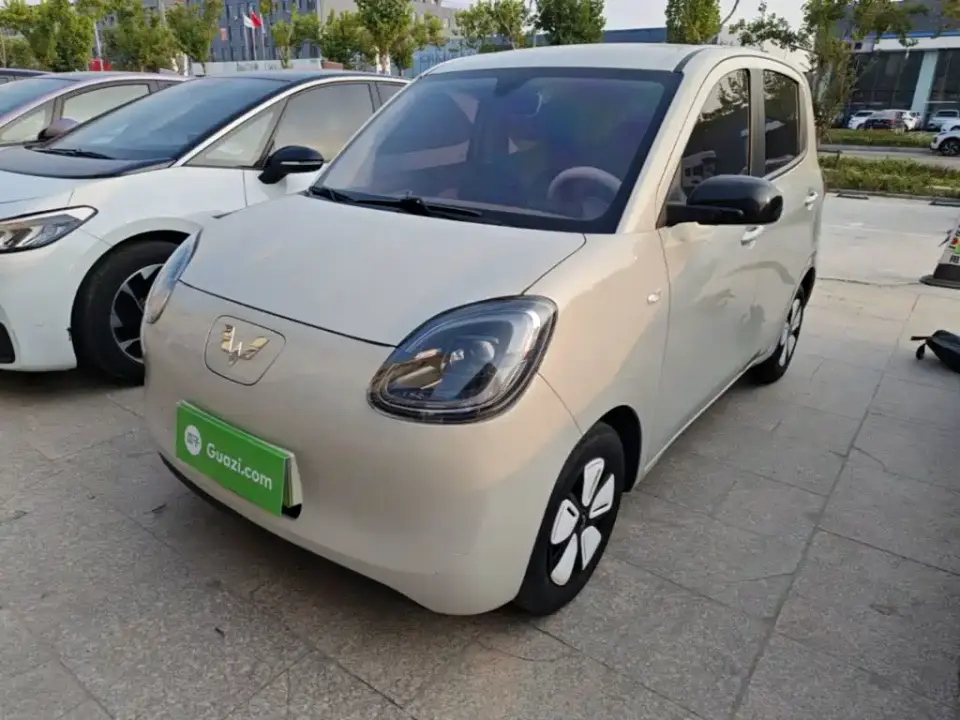Wuling Motors Hongguang MINIEV 4-Door Advanced 2025