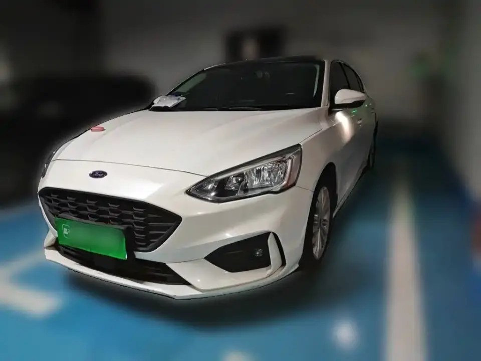 Ford Focus Sedan EcoBoost 180 Automatic Sharp Trend Type 2019