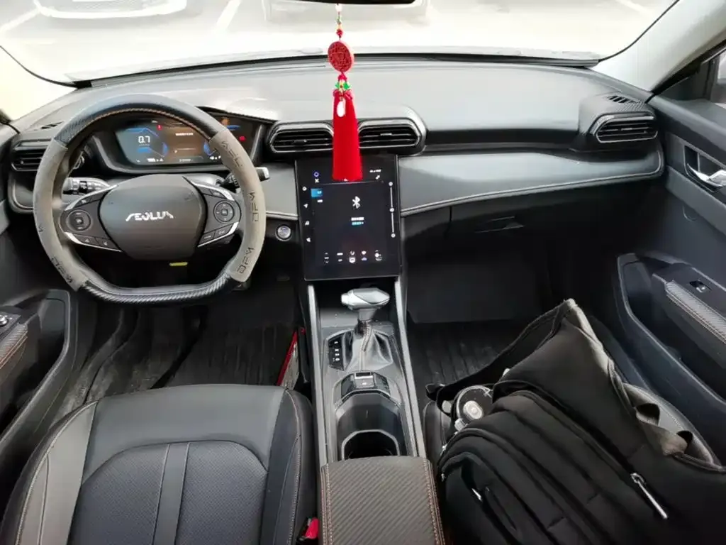 Dongfeng Aeolus Yixuan 1.5L Auto Luxury 2025 — фото 10