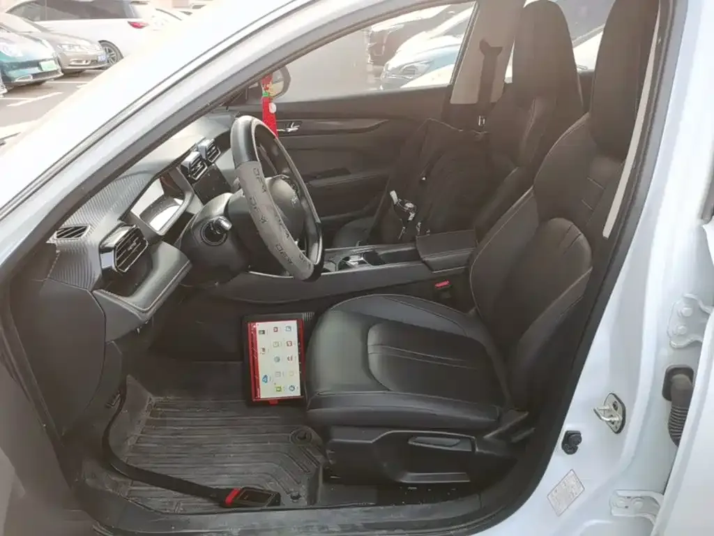 Dongfeng Aeolus Yixuan 1.5L Auto Luxury 2025 — фото 15