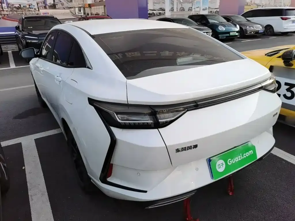 Dongfeng Aeolus Yixuan 1.5L Auto Luxury 2025 — фото 5
