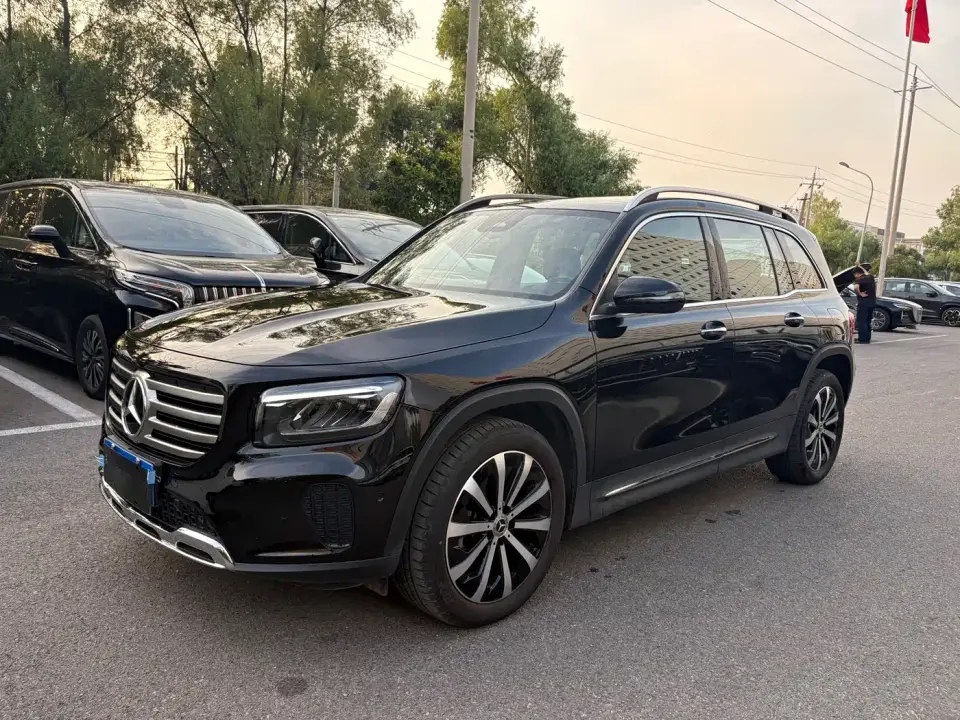 Mercedes-Benz GLB-Class Model GLB 220 Fashion Style 2025