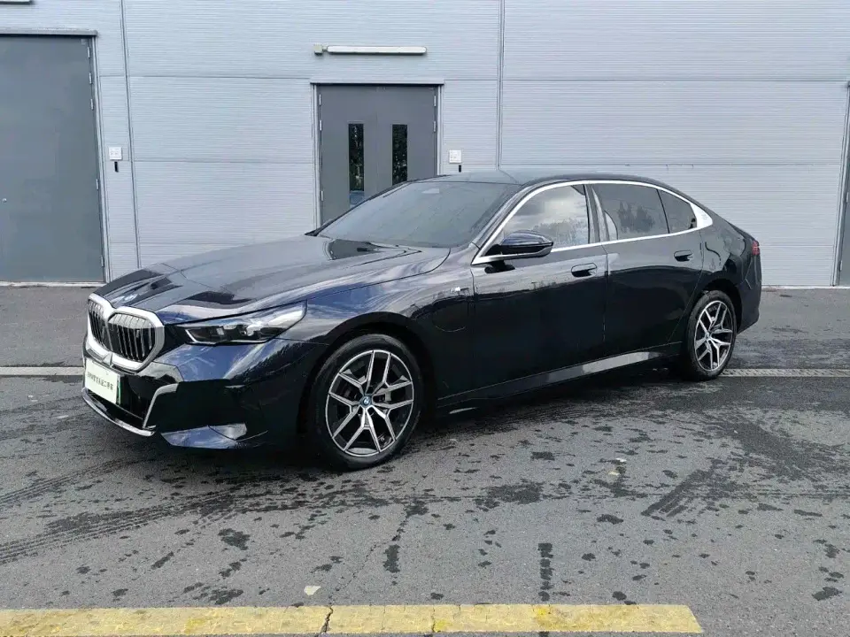 BMW i5 eDrive 35L M Sport Package 2026