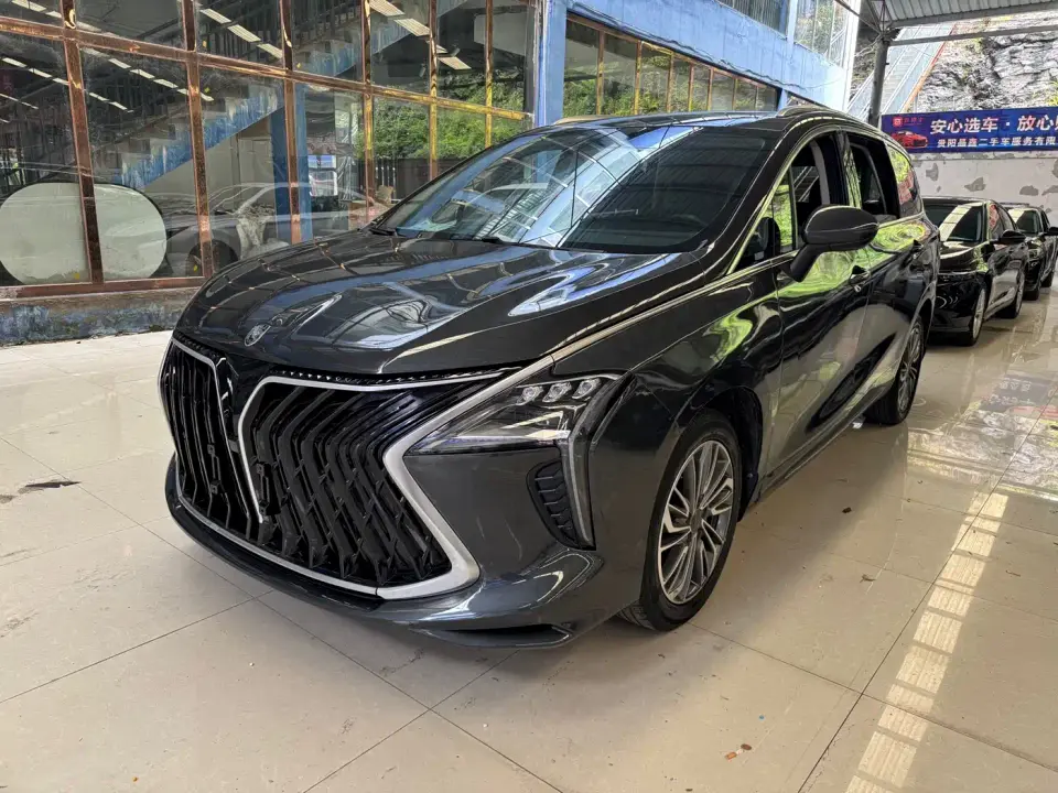 Dongfeng Fengxing Fengxing Yacht 1.5T DCT Set Sail Custom Edition 2023
