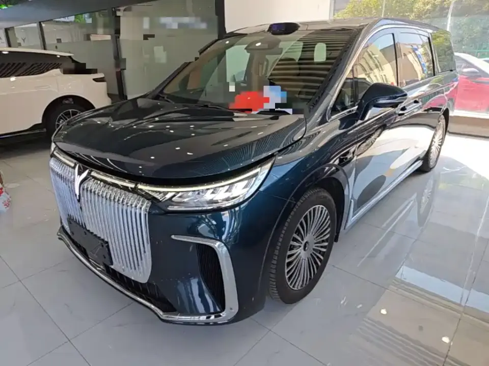 Voyah Auto Voyah Dreamer Model PHEV 4WD Premium QianKun Edition 2025