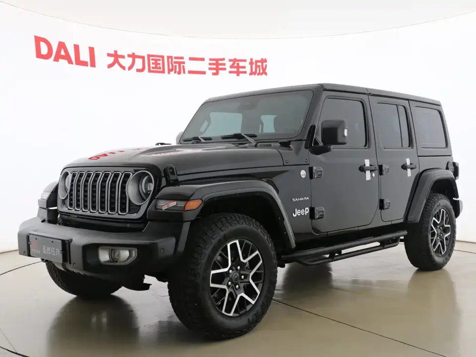 Jeep Wrangler Model 2.0T Sahara Four-Door Version 2024