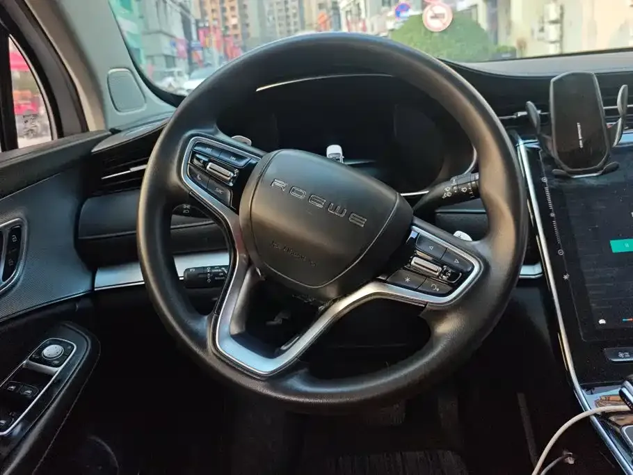 Roewe RX5 MAX 300TGI Auto Smart Cabin Luxury 2020 — фото 15