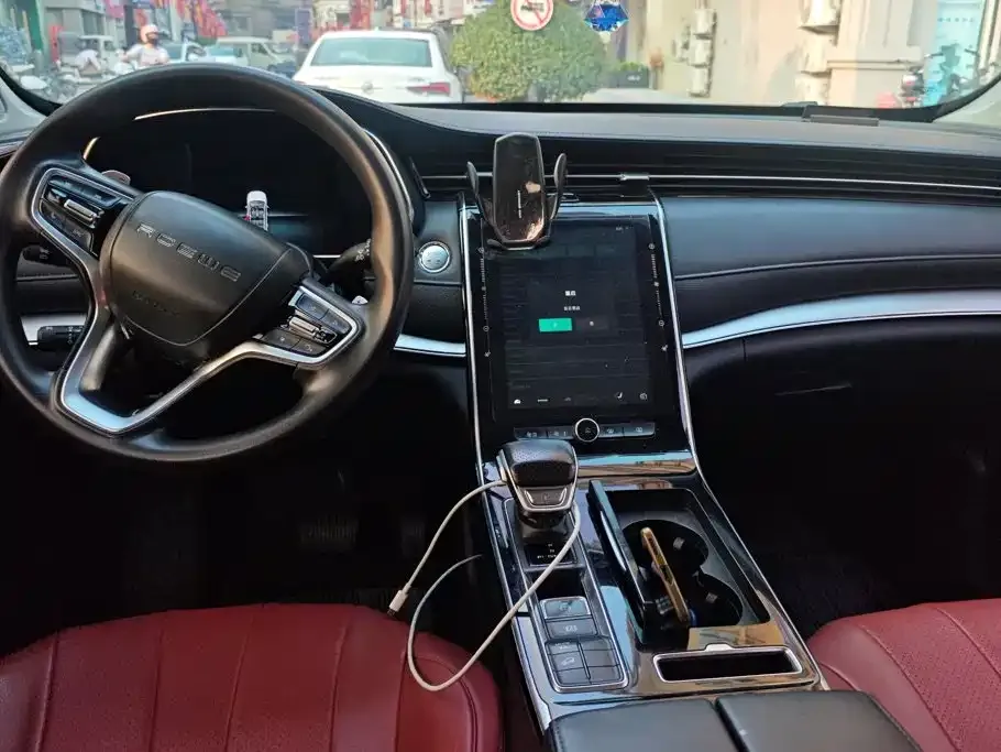 Roewe RX5 MAX 300TGI Auto Smart Cabin Luxury 2020 — фото 12
