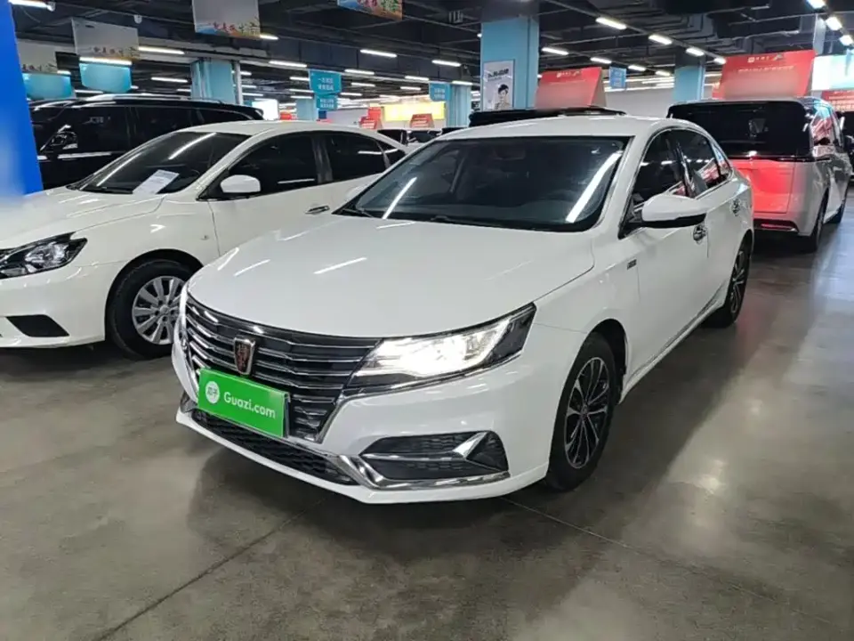 Roewe i6 PLUS 1.6L CVT 4G Connected Glory Luxury Edition 2021